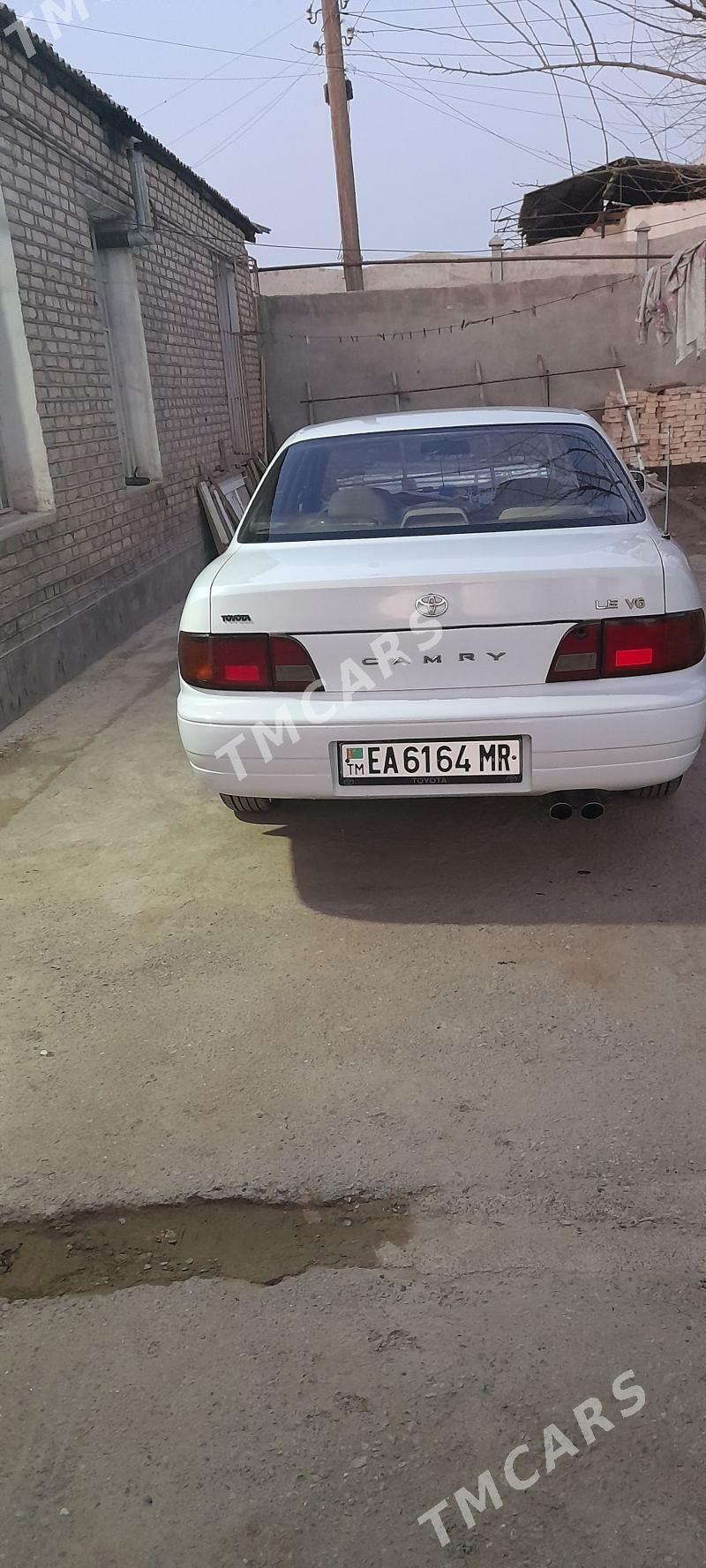 Toyota Camry 1995 - 90 000 TMT - Мары - img 2