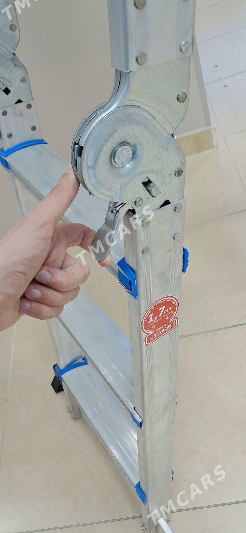 Acrobat Stremyanka - Moskowskiý köç. (10 ýyl abadançylyk şaýoly) - img 4
