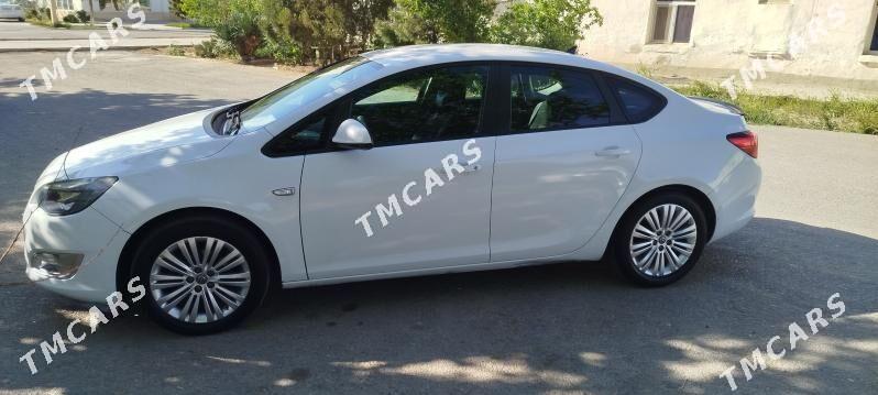 Opel Astra 2014 - 140 000 TMT - Büzmeýin - img 2