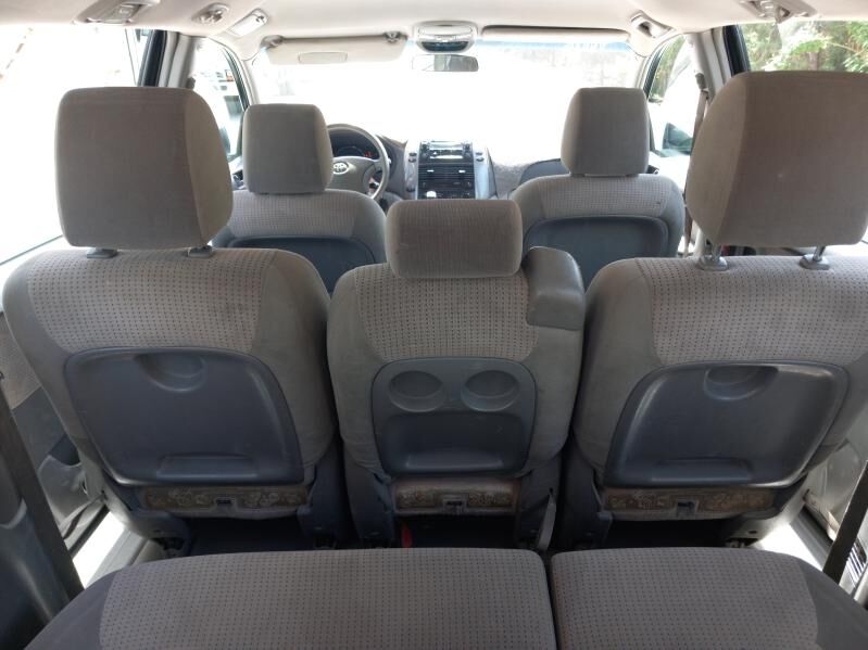 Toyota Sienna 2009 - 200 000 TMT - Türkmenbaşy - img 4