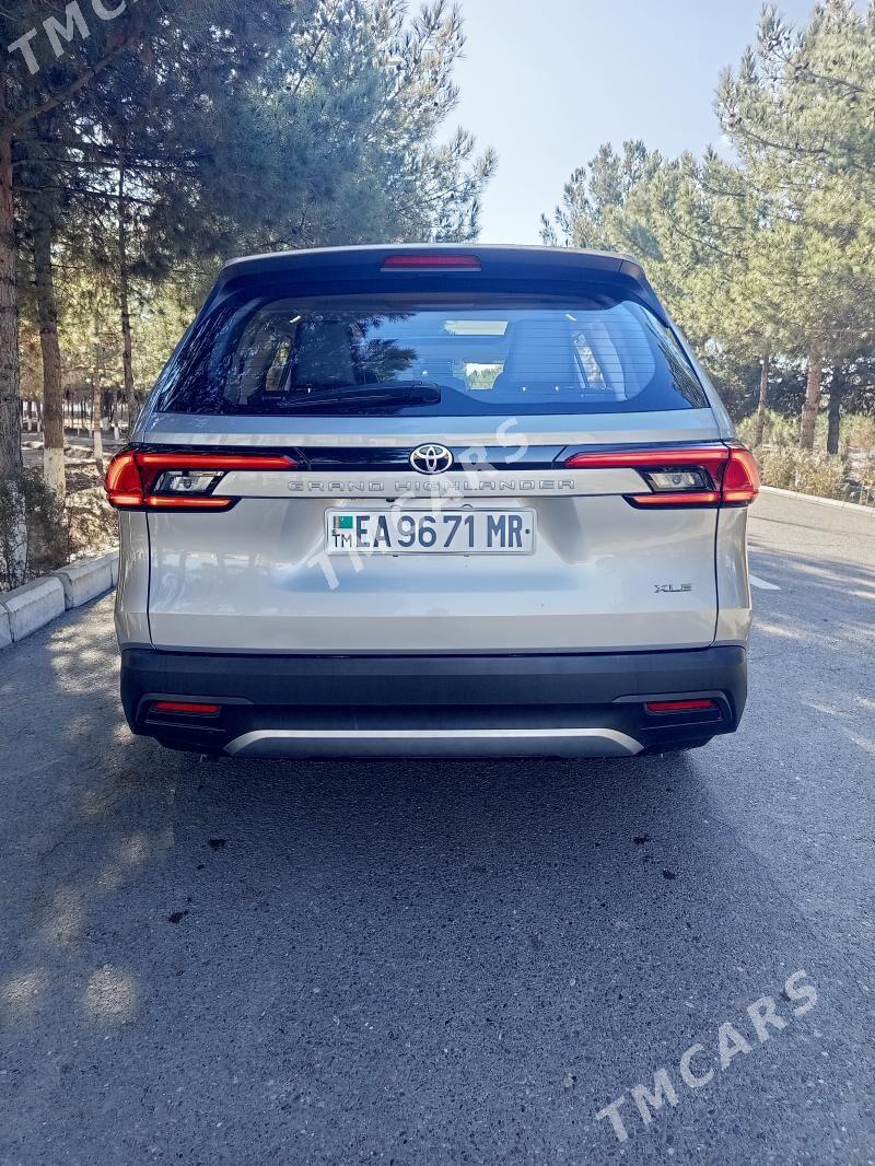 Toyota Grand Highlander 2024 - 700 000 TMT - Wekilbazar - img 2