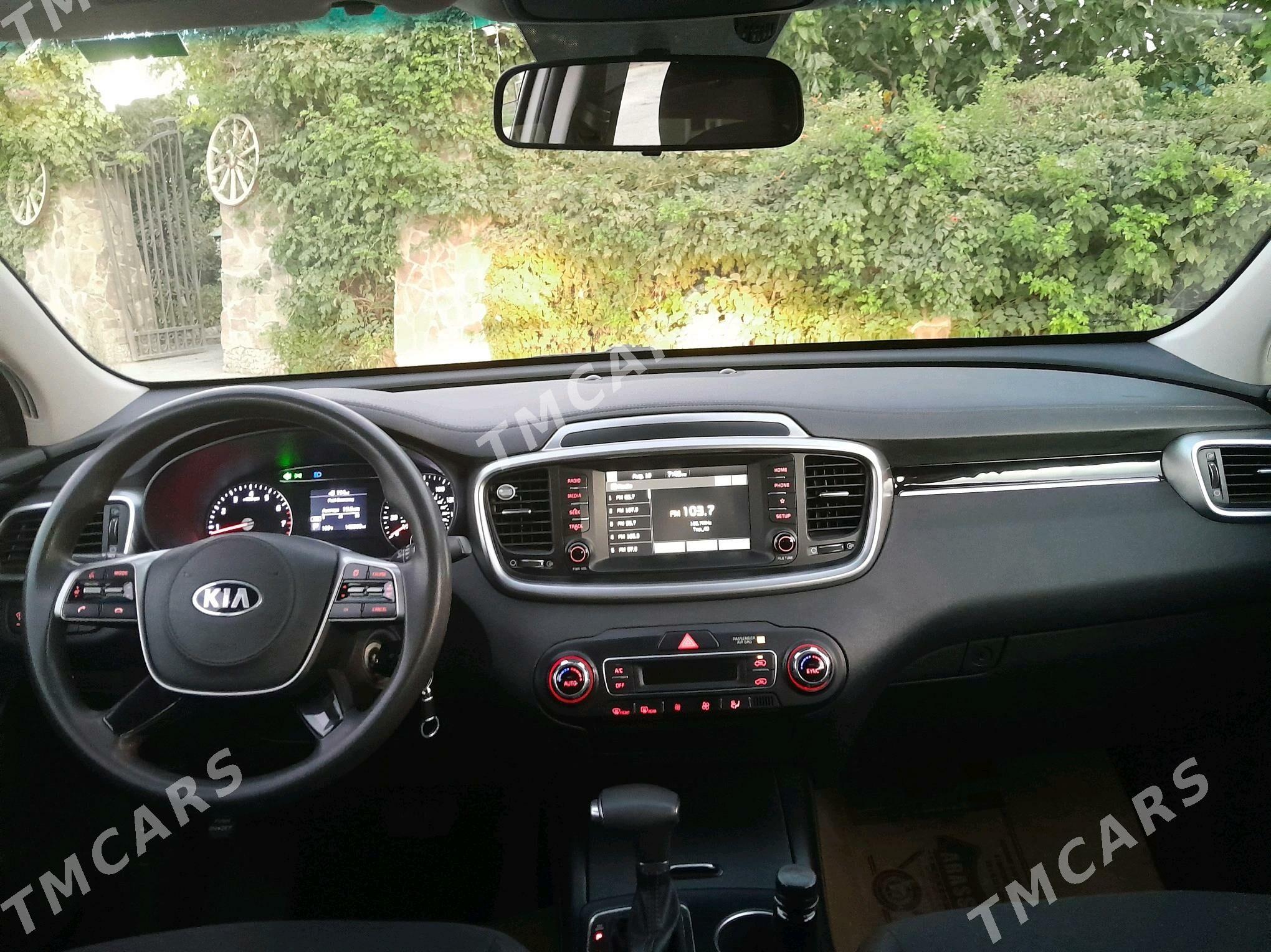 Kia Sorento 2019 - 275 000 TMT - Байрамали - img 3