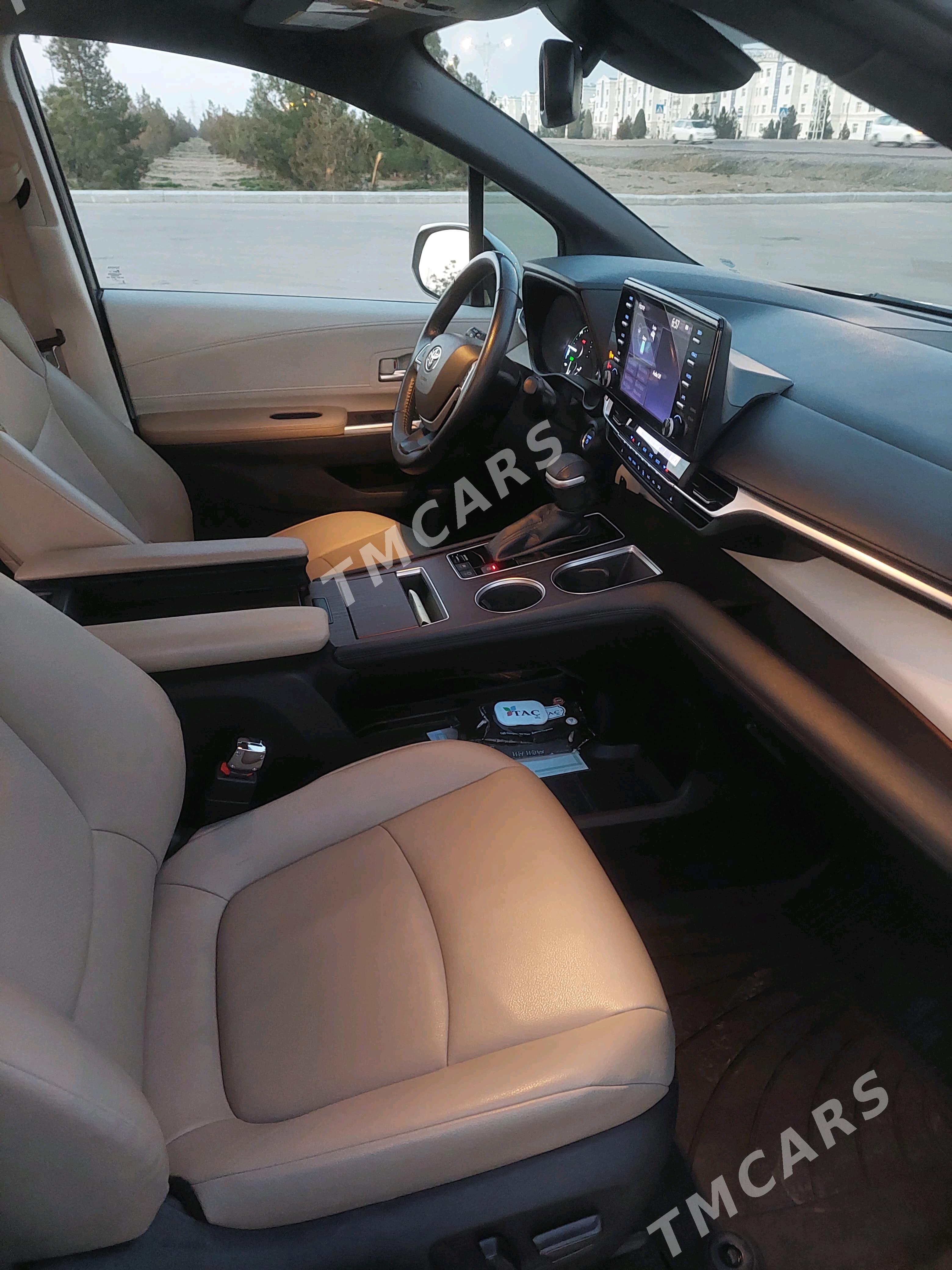 Toyota Sienna 2020 - 580 000 TMT - Ашхабад - img 3