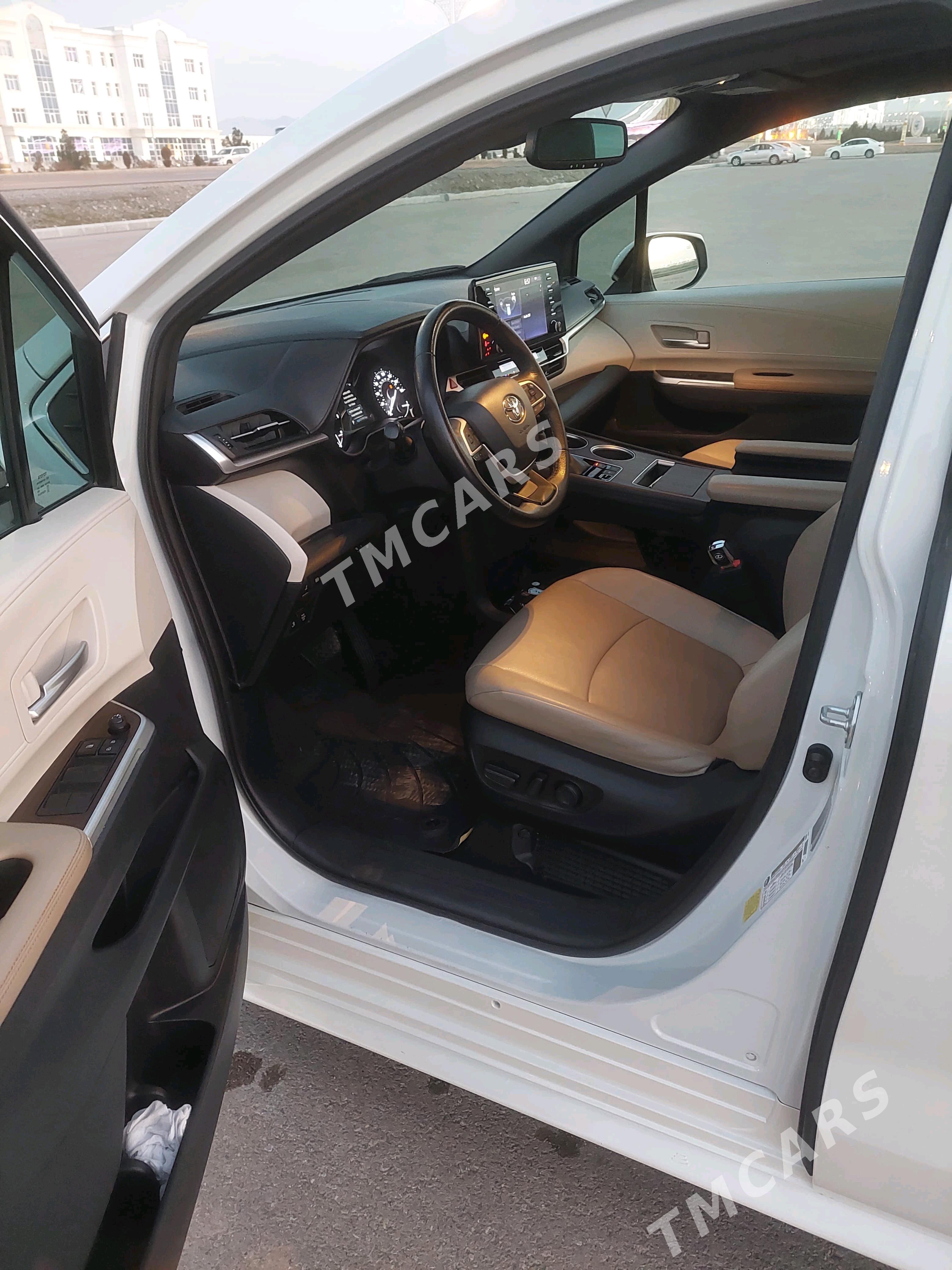 Toyota Sienna 2020 - 580 000 TMT - Ашхабад - img 9