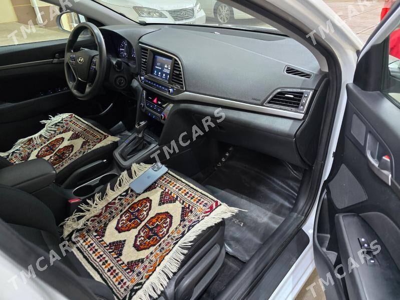 Hyundai Elantra 2018 - 219 000 TMT - Чоганлы - img 4