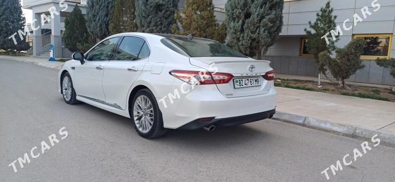 Toyota Camry 2018 - 295 000 TMT - Мары - img 5