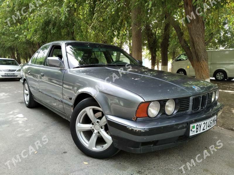BMW 520 1990 - 22 000 TMT - Ýolöten - img 4