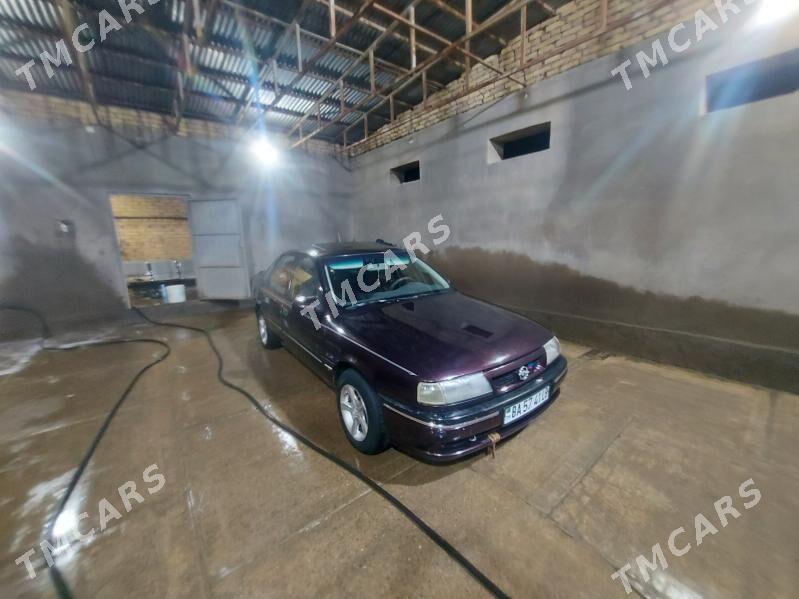 Opel Vectra 1993 - 28 000 TMT - Достлук - img 2
