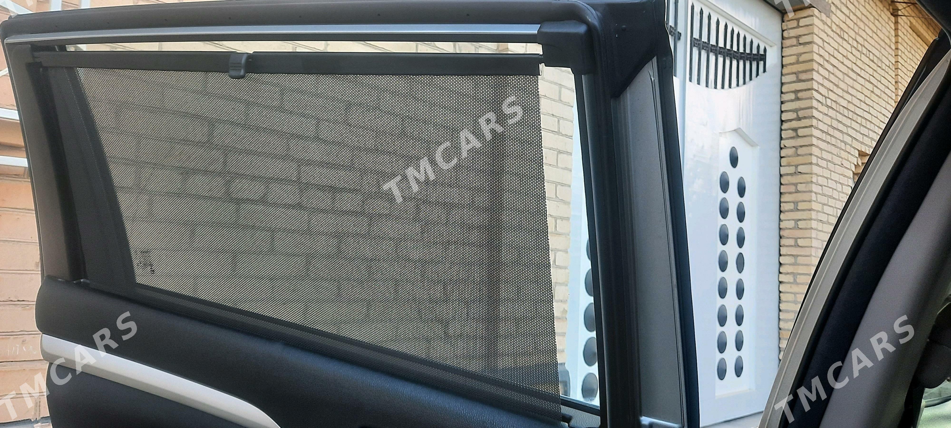 Toyota Highlander 2017 - 410 000 TMT - Türkmenabat - img 2