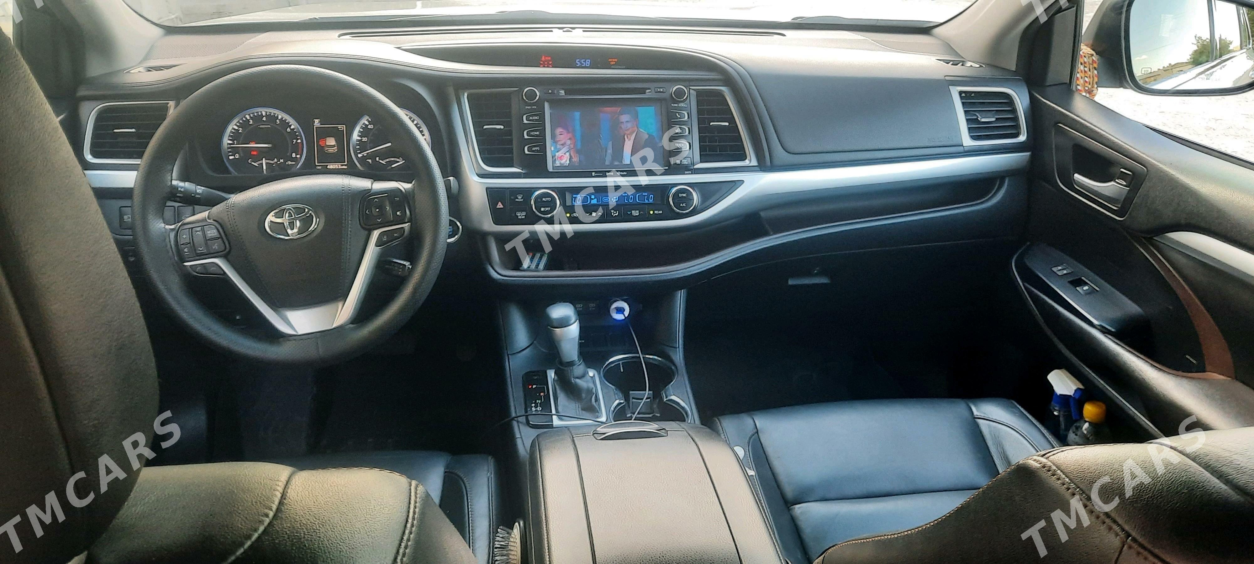 Toyota Highlander 2017 - 410 000 TMT - Türkmenabat - img 6