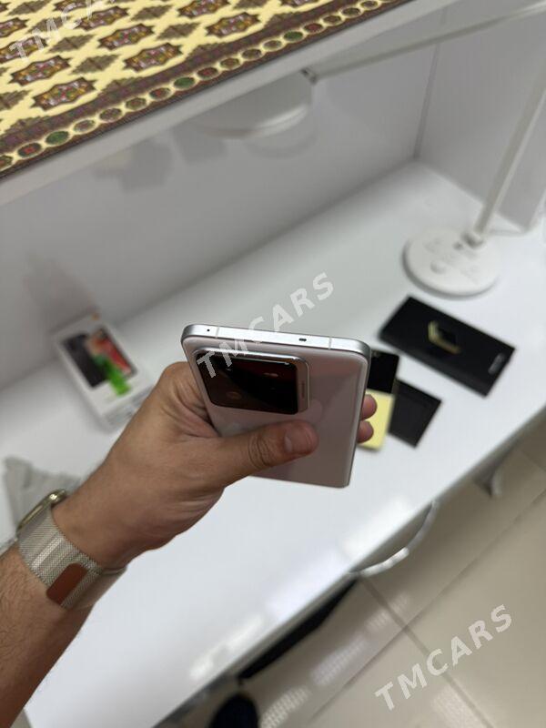 Realme GT 7 pro 16/1TB - Багир - img 3