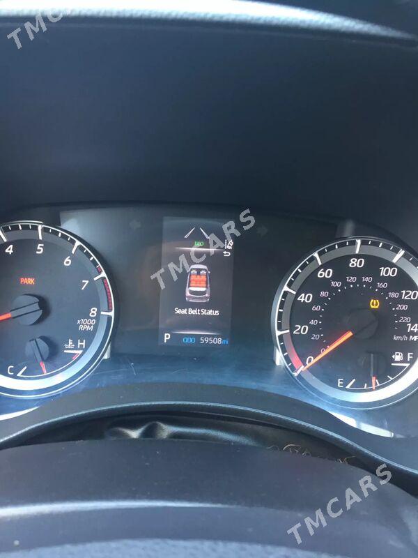 Toyota Highlander 2021 - 480 000 TMT - Мары - img 2