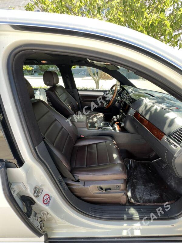 Volkswagen Touareg 2005 - 145 000 TMT - Aşgabat - img 8