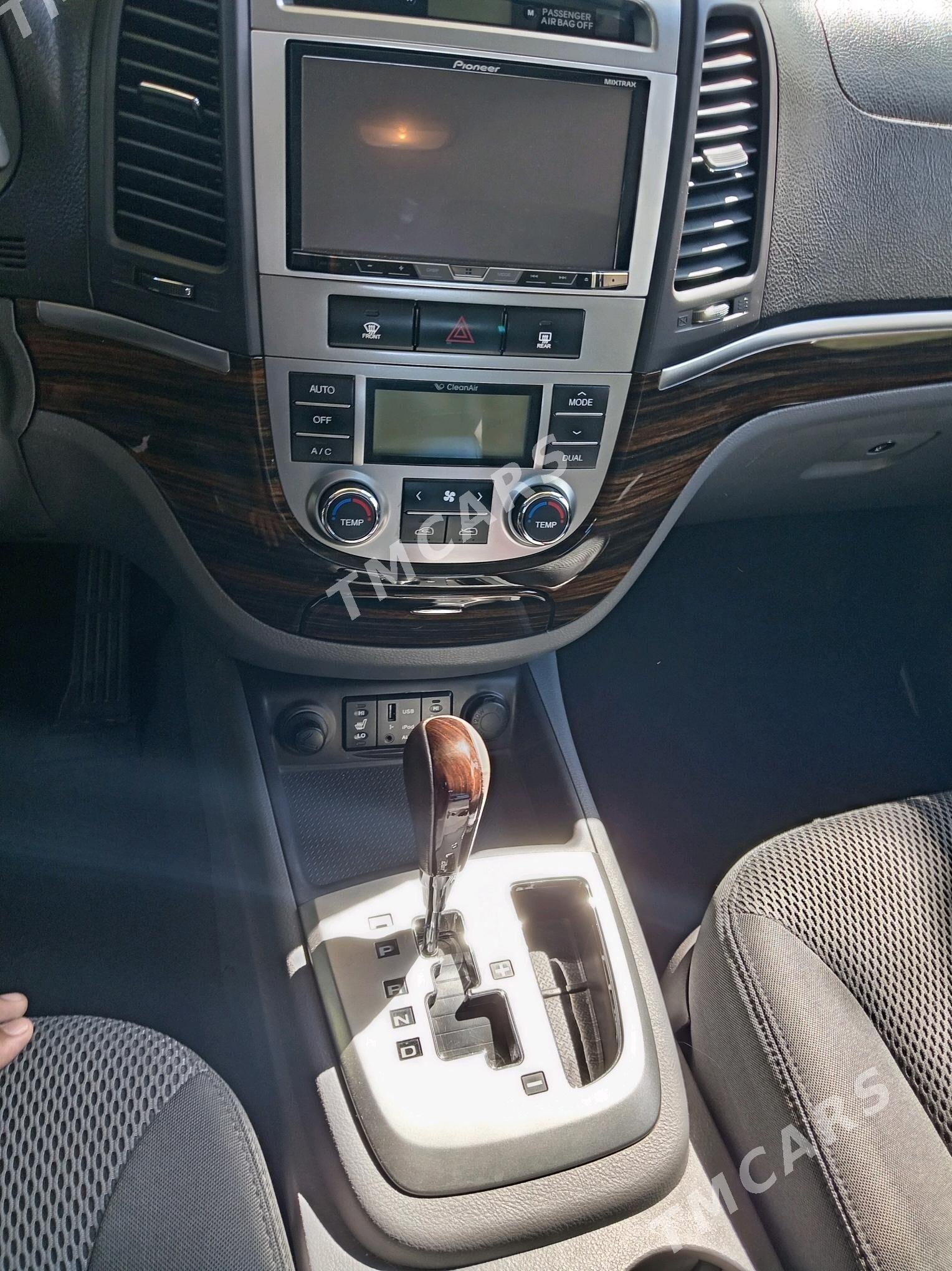 Hyundai Santa Fe 2010 - 225 000 TMT - Änew - img 3