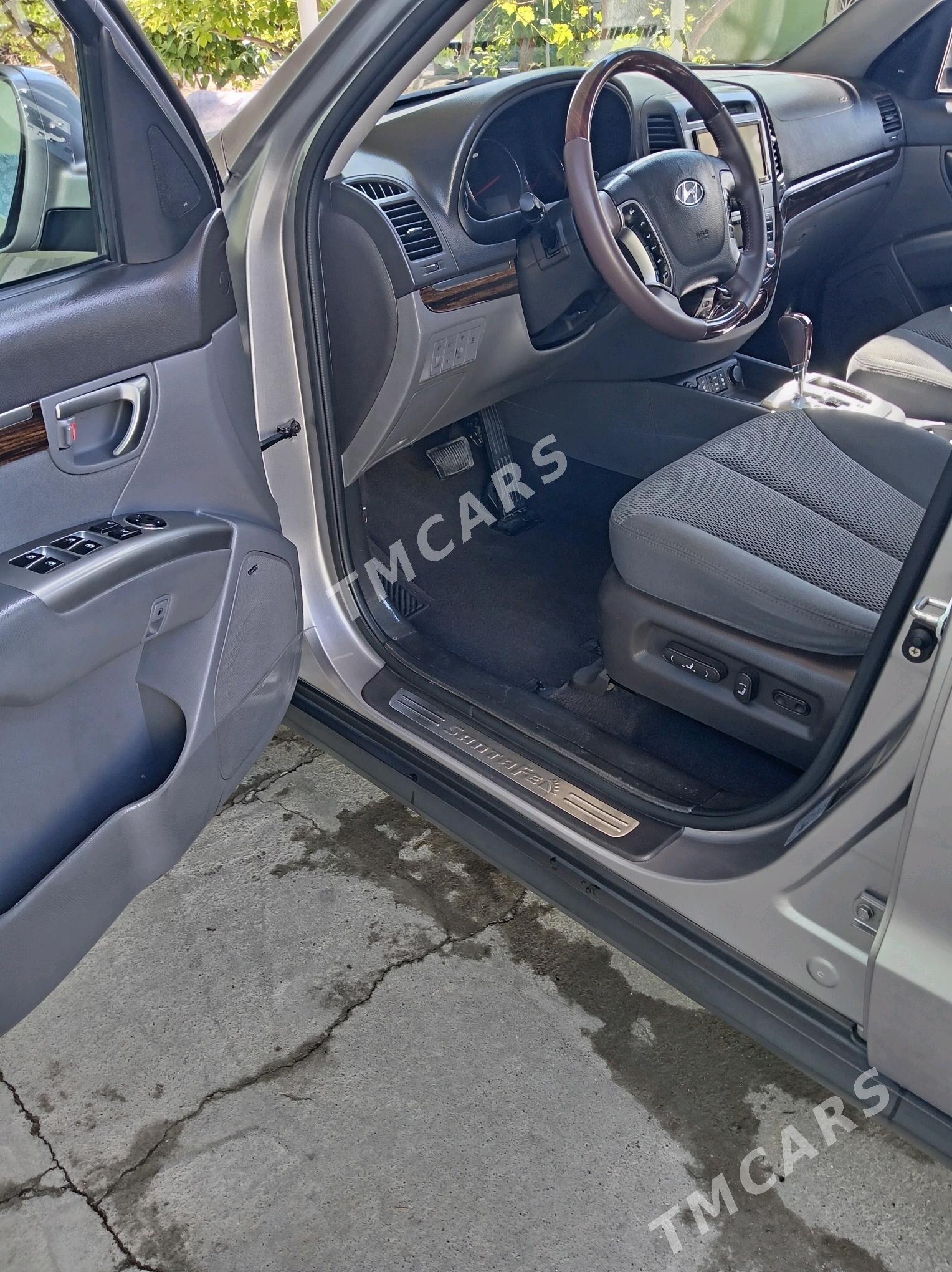 Hyundai Santa Fe 2010 - 225 000 TMT - Änew - img 9