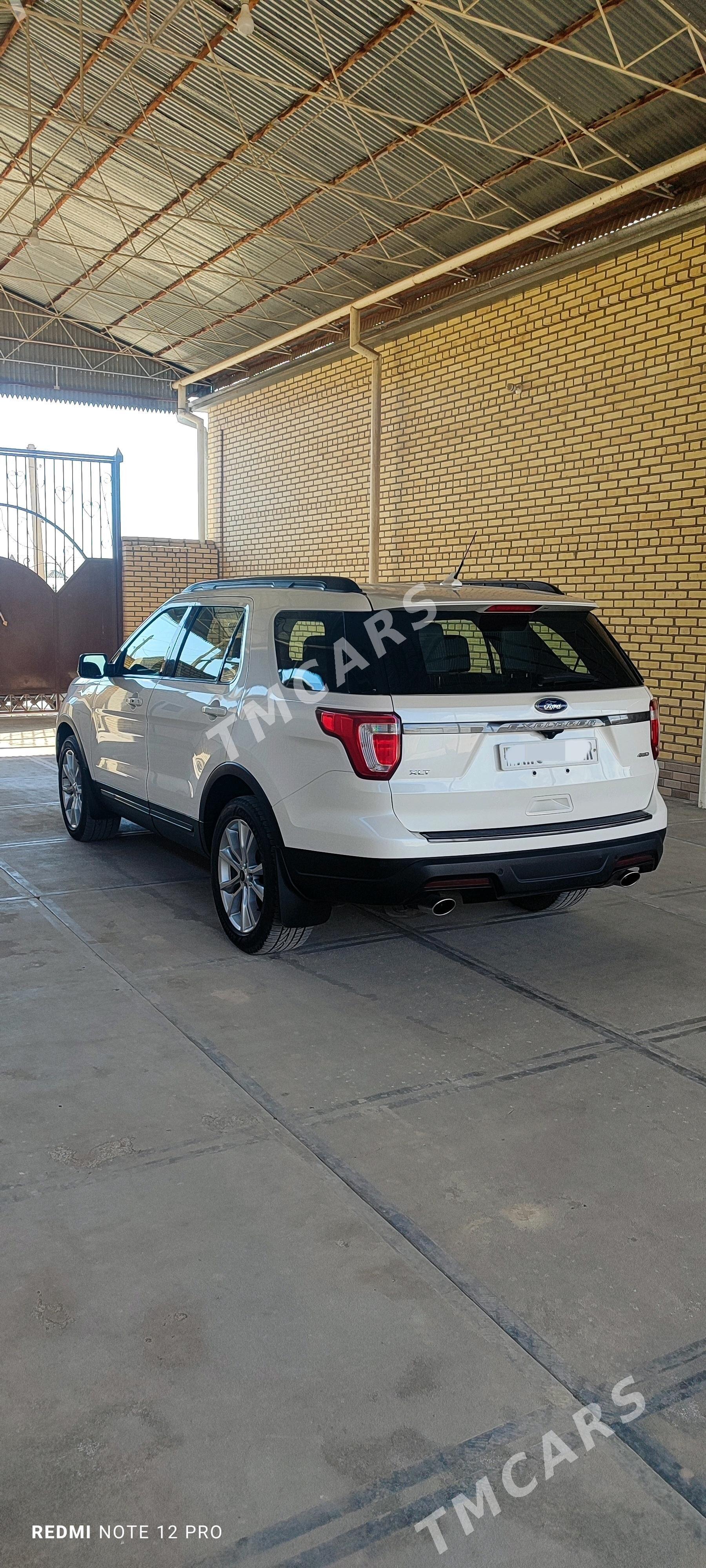 Ford Explorer 2019 - 390 000 TMT - Baýramaly - img 2