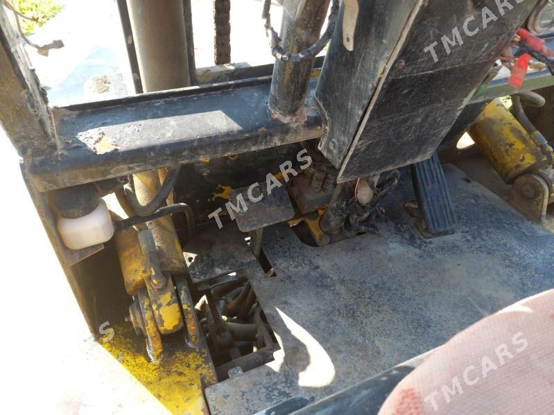 Kara Forklift 2003 - 100 000 TMT - Sakarçäge - img 5