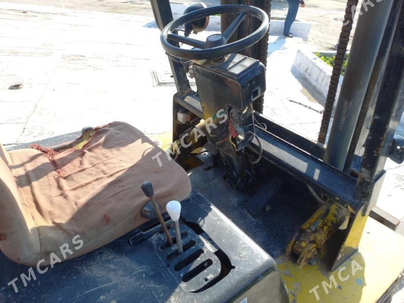 Kara Forklift 2003 - 100 000 TMT - Sakarçäge - img 6