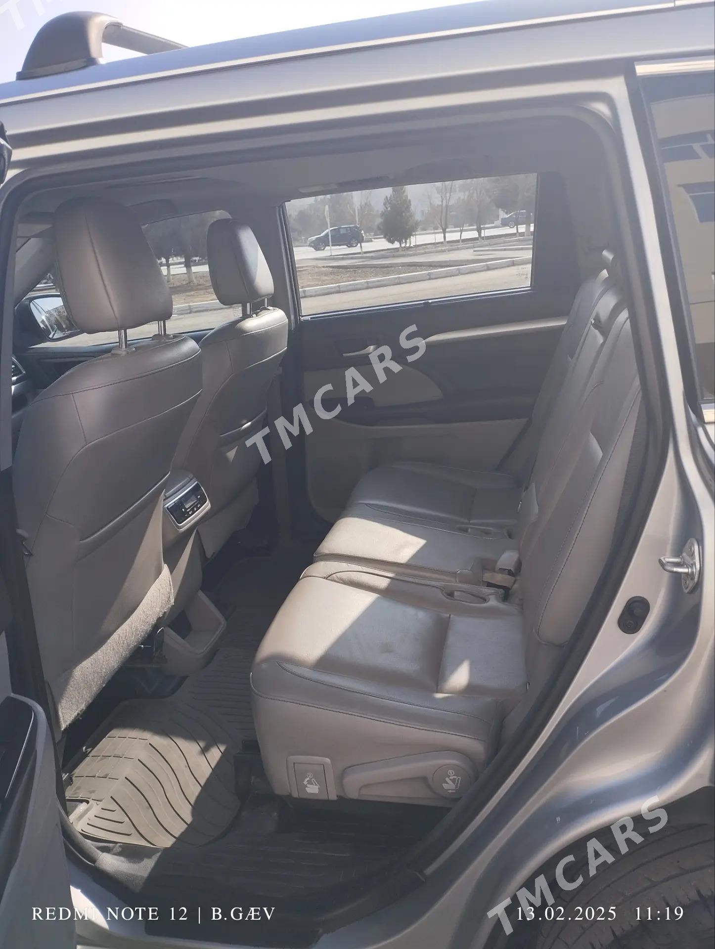 Toyota Highlander 2017 - 400 000 TMT - Türkmenabat - img 3