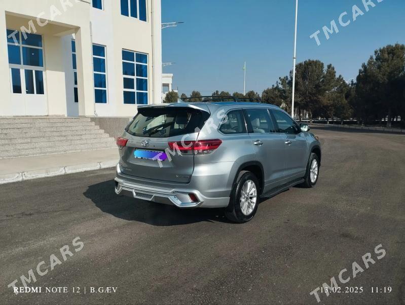 Toyota Highlander 2017 - 400 000 TMT - Türkmenabat - img 8