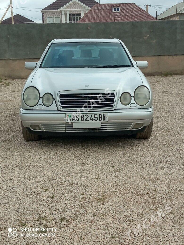 Mercedes-Benz E320 1999 - 90 000 TMT - Gumdag - img 3