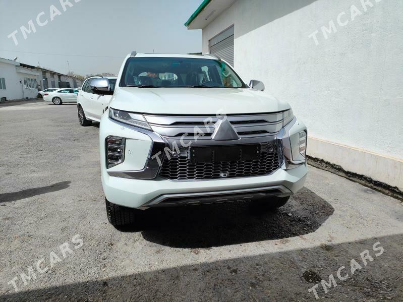 Mitsubishi Montero Sport 2023 - 595 000 TMT - Ашхабад - img 3