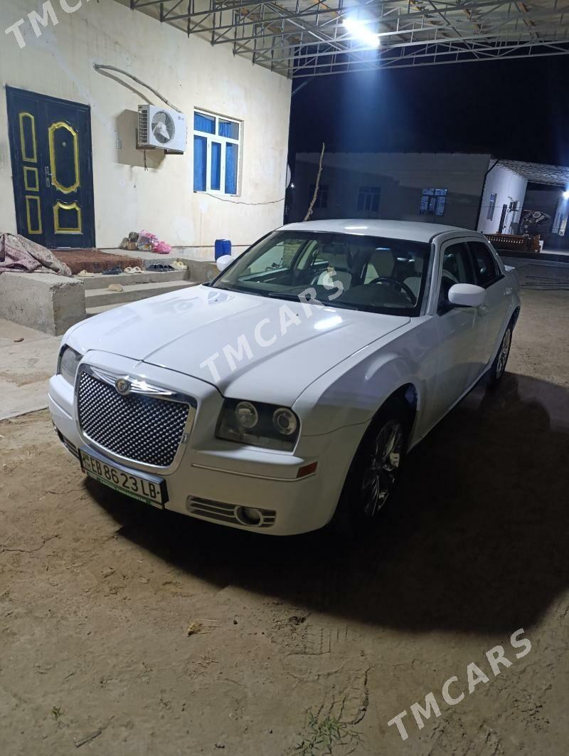 Chrysler 300C 2010 - 115 000 TMT - Гарабекевюл - img 10