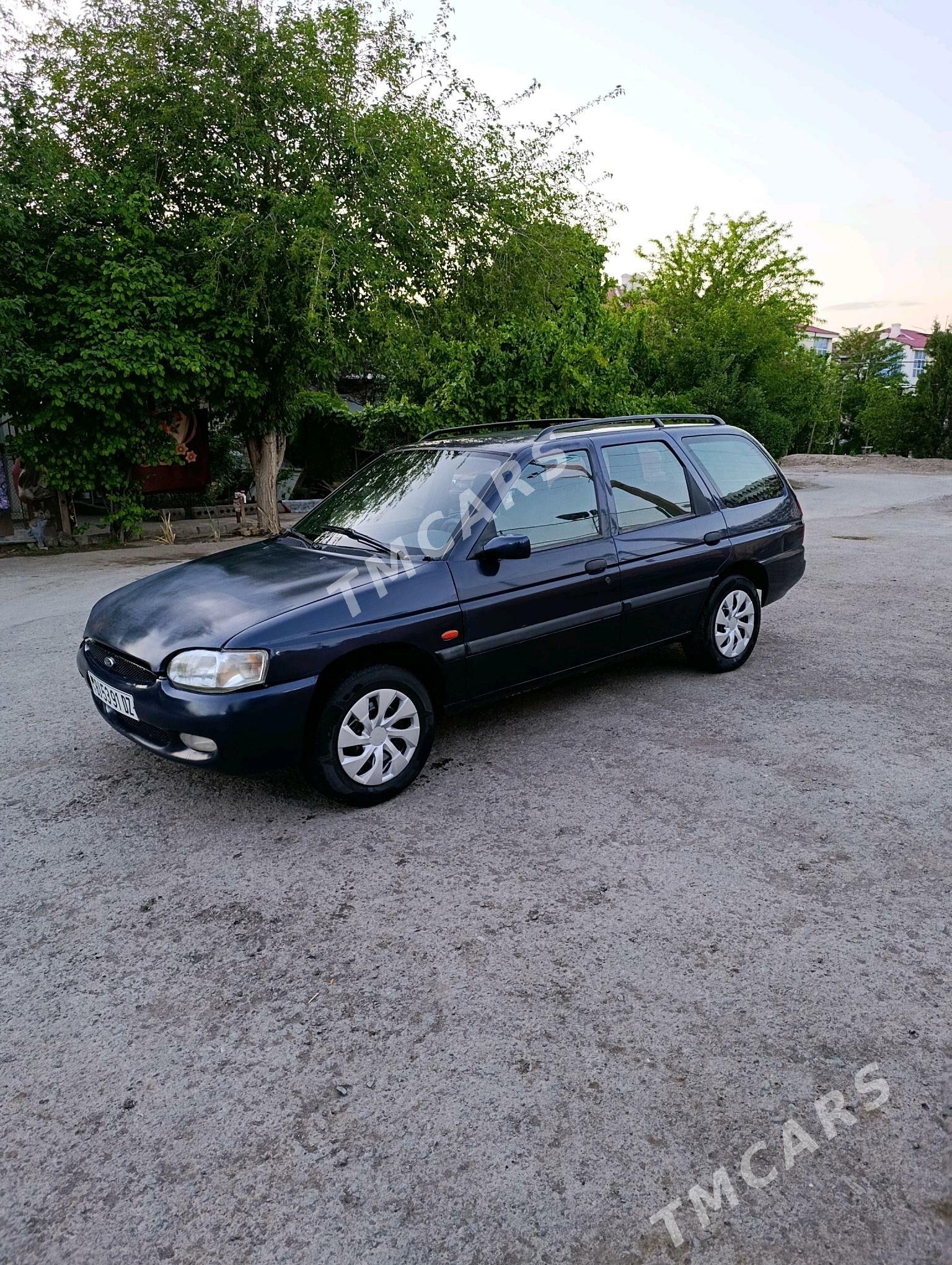 Ford Escort 2000 - 30 000 TMT - Дашогуз - img 2