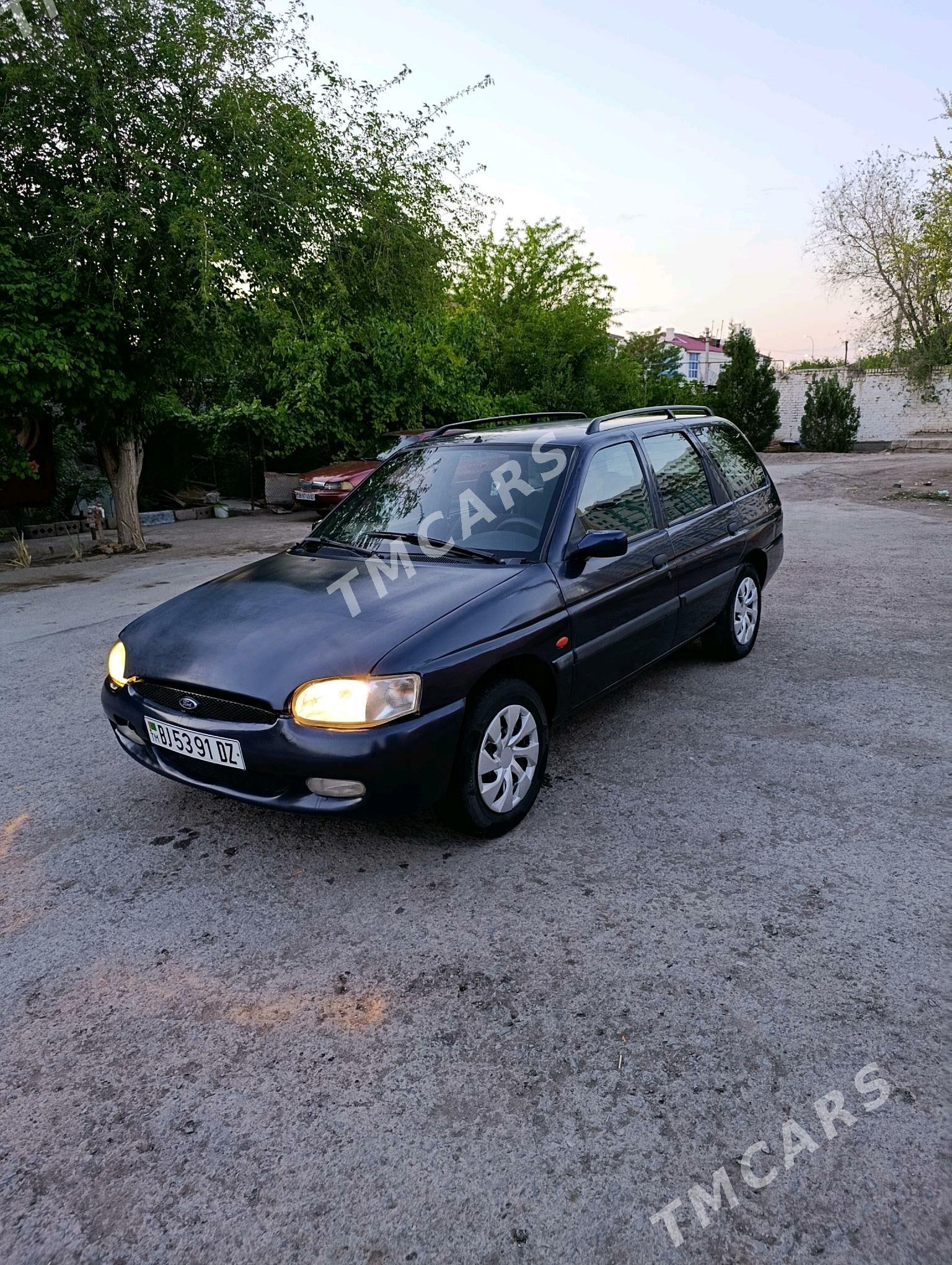 Ford Escort 2000 - 30 000 TMT - Дашогуз - img 7