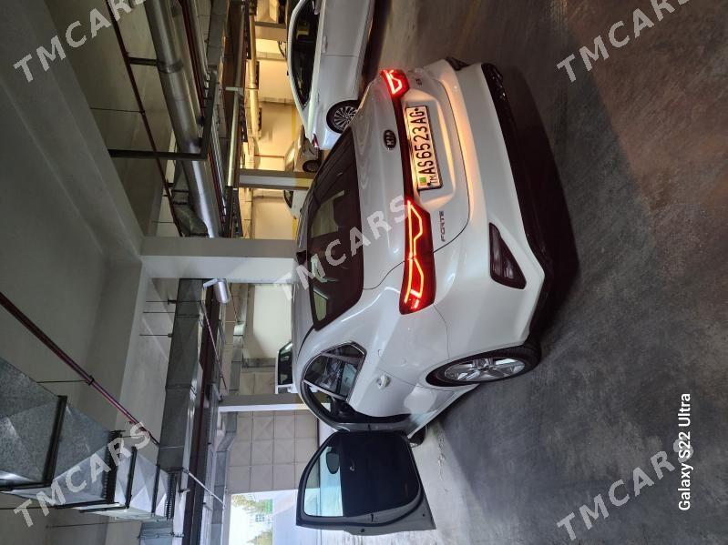 Kia Forte 2021 - 255 000 TMT - 11 mkr - img 2