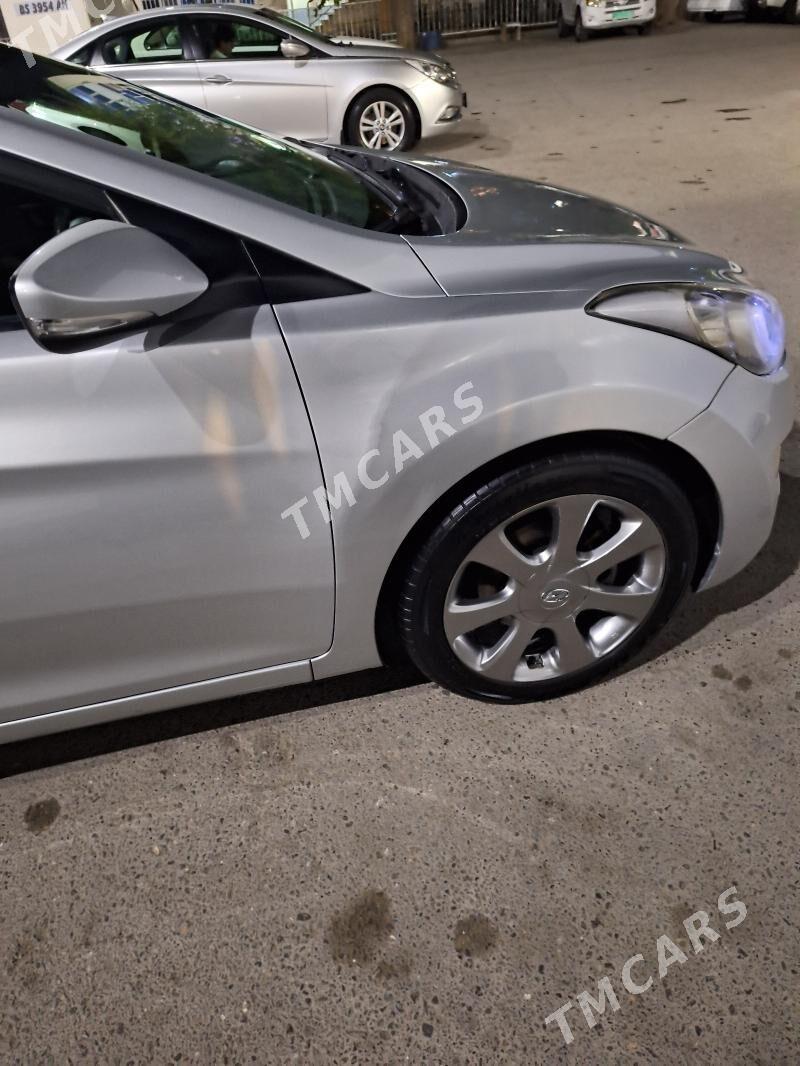 Hyundai Elantra 2012 - 156 000 TMT - Aşgabat - img 4