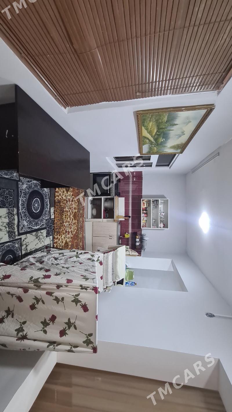 8 мкр. Продаётся КВАРТИРА  - 8 mkr - img 4