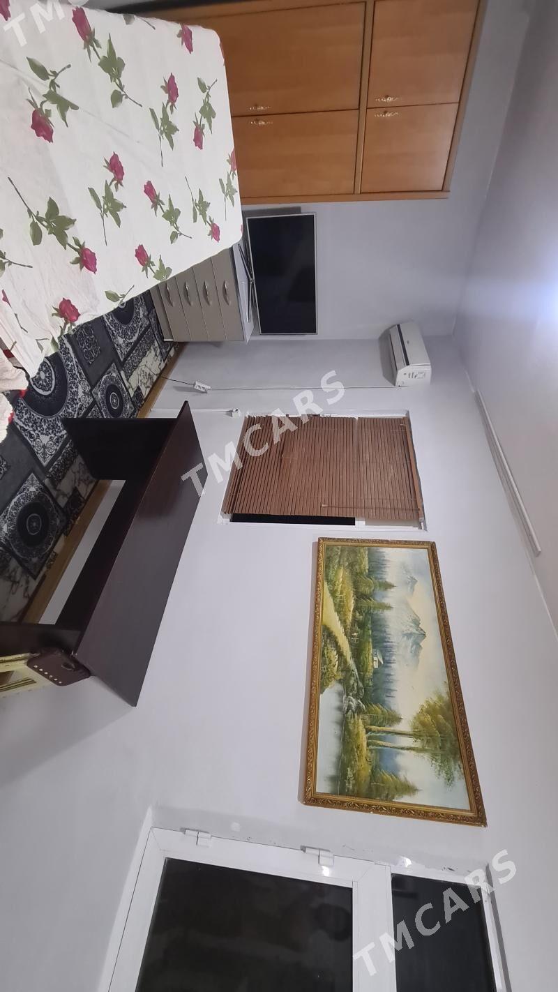 8 мкр. Продаётся КВАРТИРА  - 8 mkr - img 3