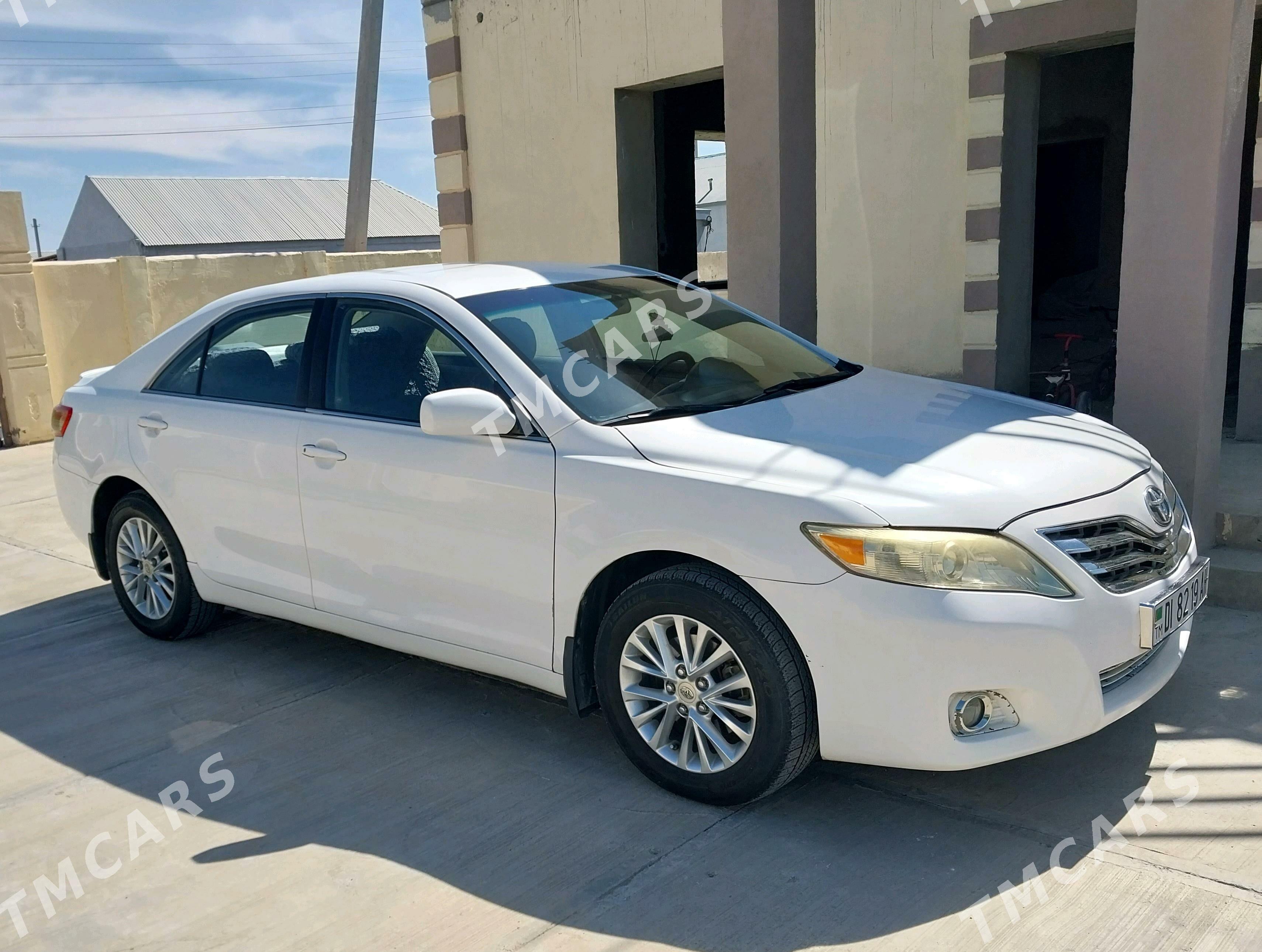 Toyota Camry 2010 - 128 000 TMT - Гёкдепе - img 2