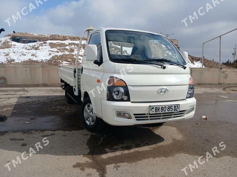 Kia Bongo 2013 - 170 000 TMT - Daşoguz - img 4
