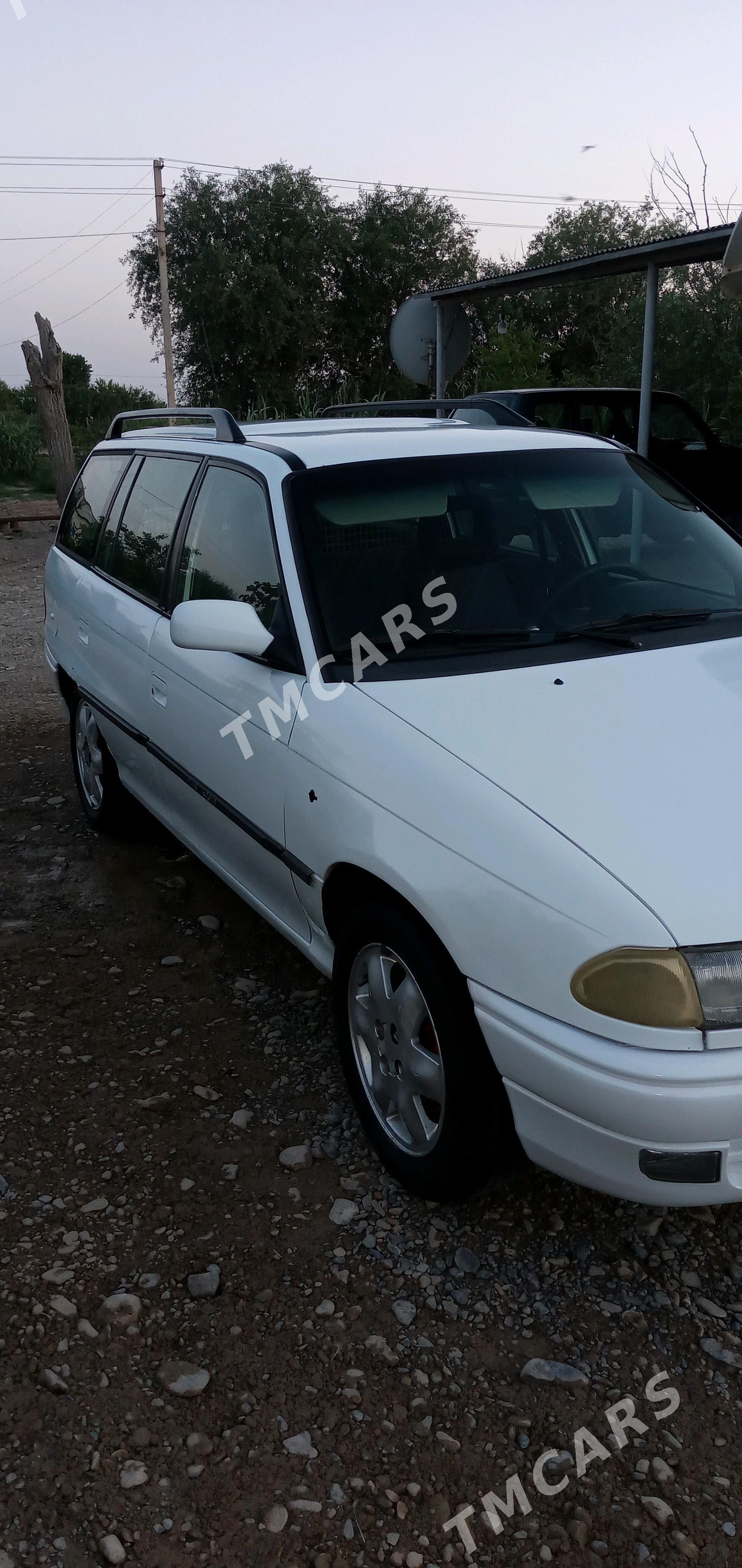 Opel Astra 1995 - 45 000 TMT - Анев - img 2