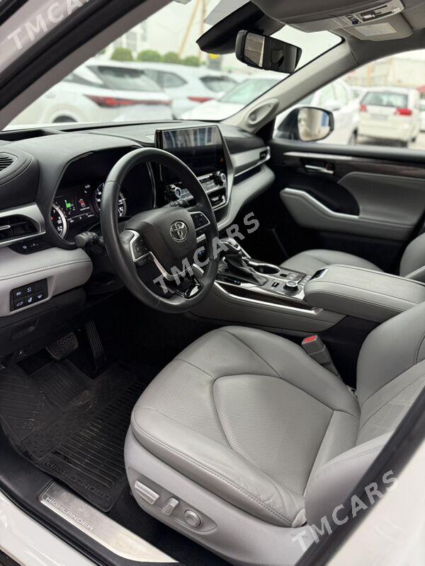 Toyota Highlander 2022 - 610 000 TMT - Мары - img 5