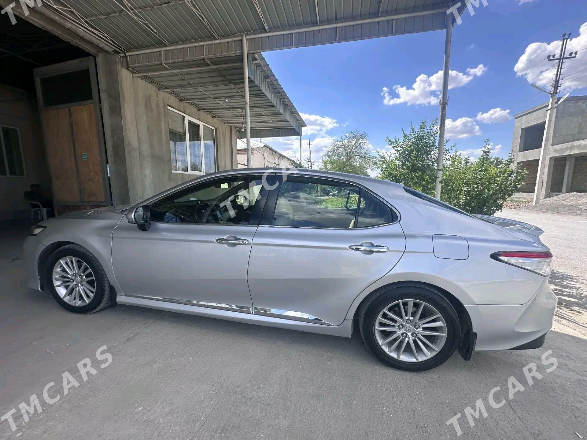 Toyota Camry 2019 - 250 000 TMT - Туркменабат - img 6