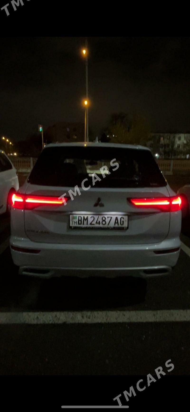 Mitsubishi Outlander 2023 - 440 000 TMT - Aşgabat - img 7
