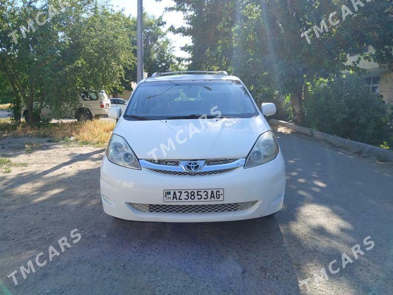 Toyota Sienna 2008 - 240 000 TMT - 5 mkr - img 3