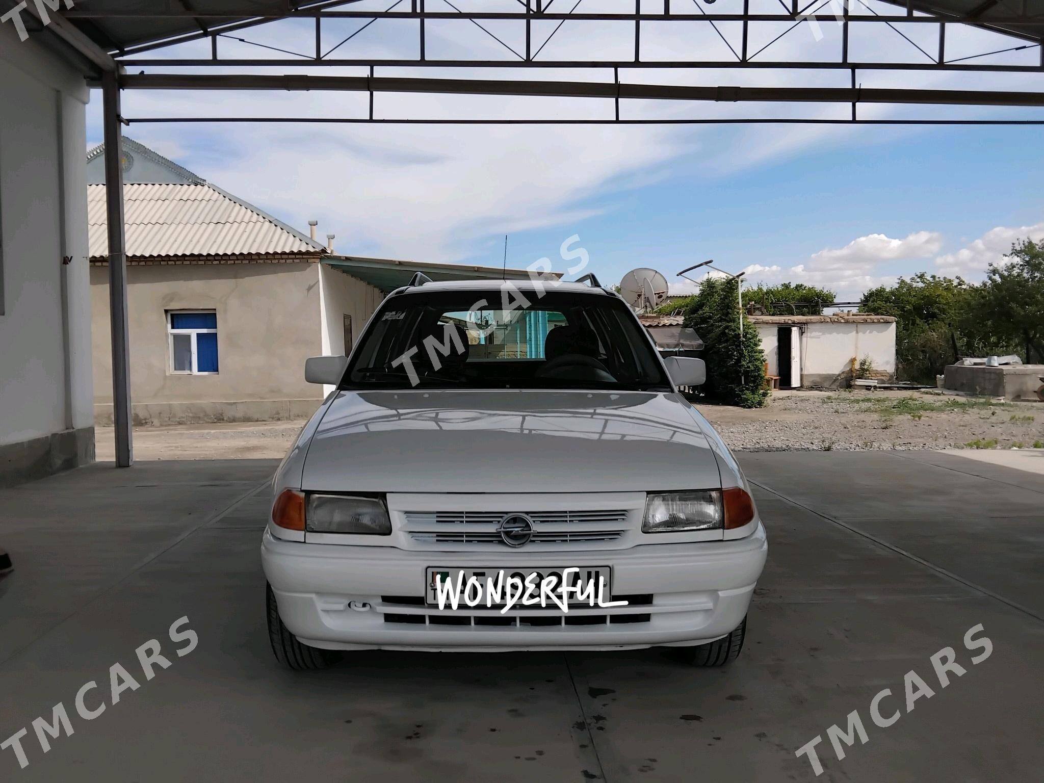 Opel Astra 1993 - 35 000 TMT - Kaka - img 2