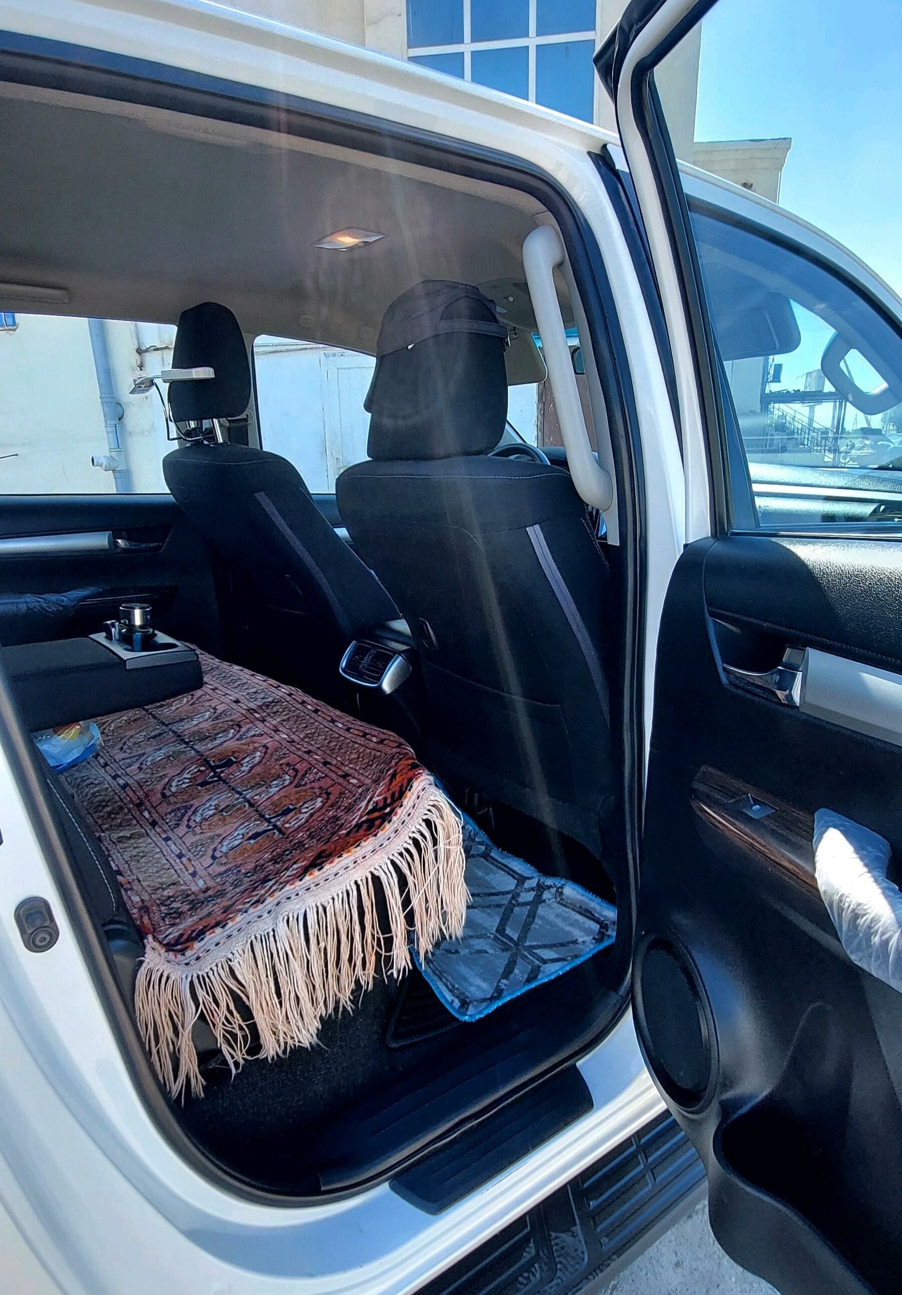 Toyota Hilux 2016 - 500 000 TMT - Türkmenabat - img 8