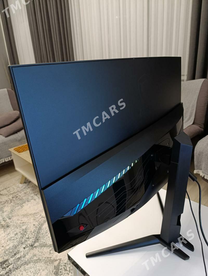 MSI 32" 4K Optix MAG321CURV - Aşgabat - img 4