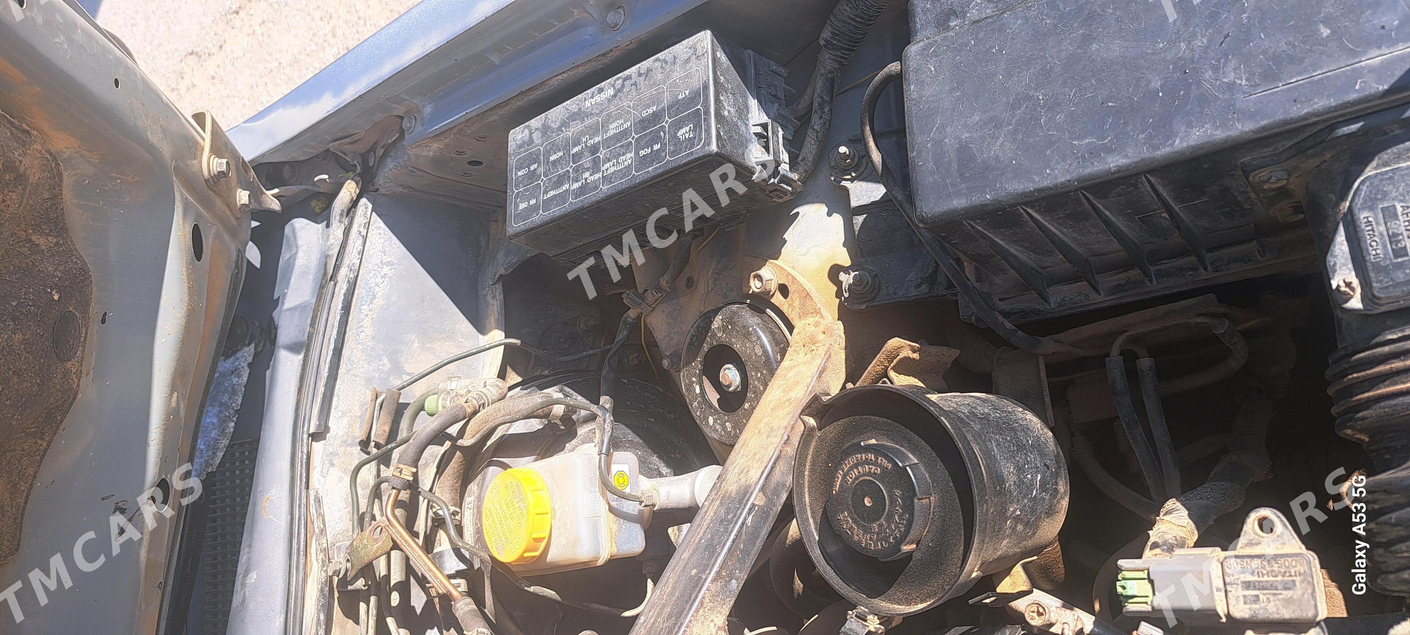 Nissan Pathfinder 2000 - 82 000 TMT - Тагтабазар - img 3