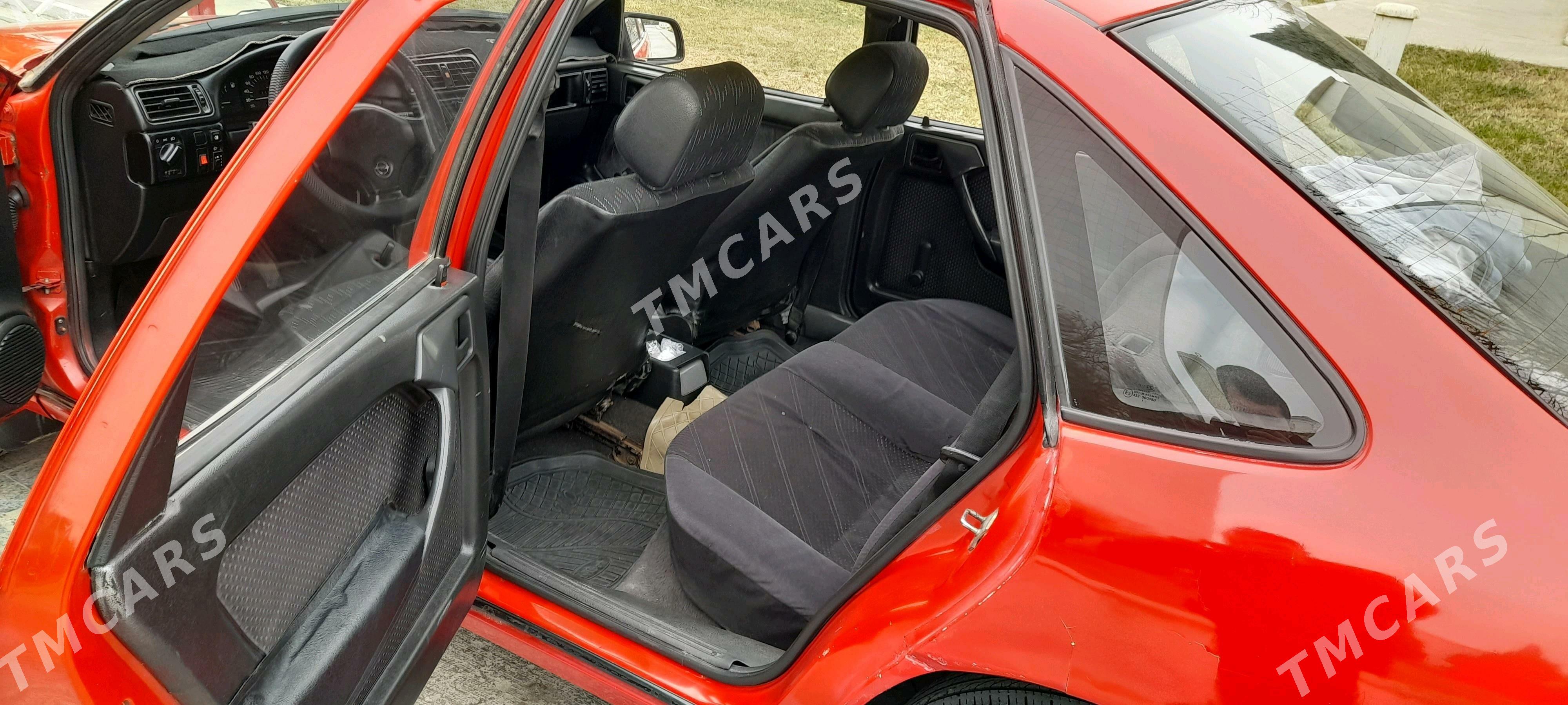 Opel Vectra 1992 - 37 000 TMT - Мары - img 9