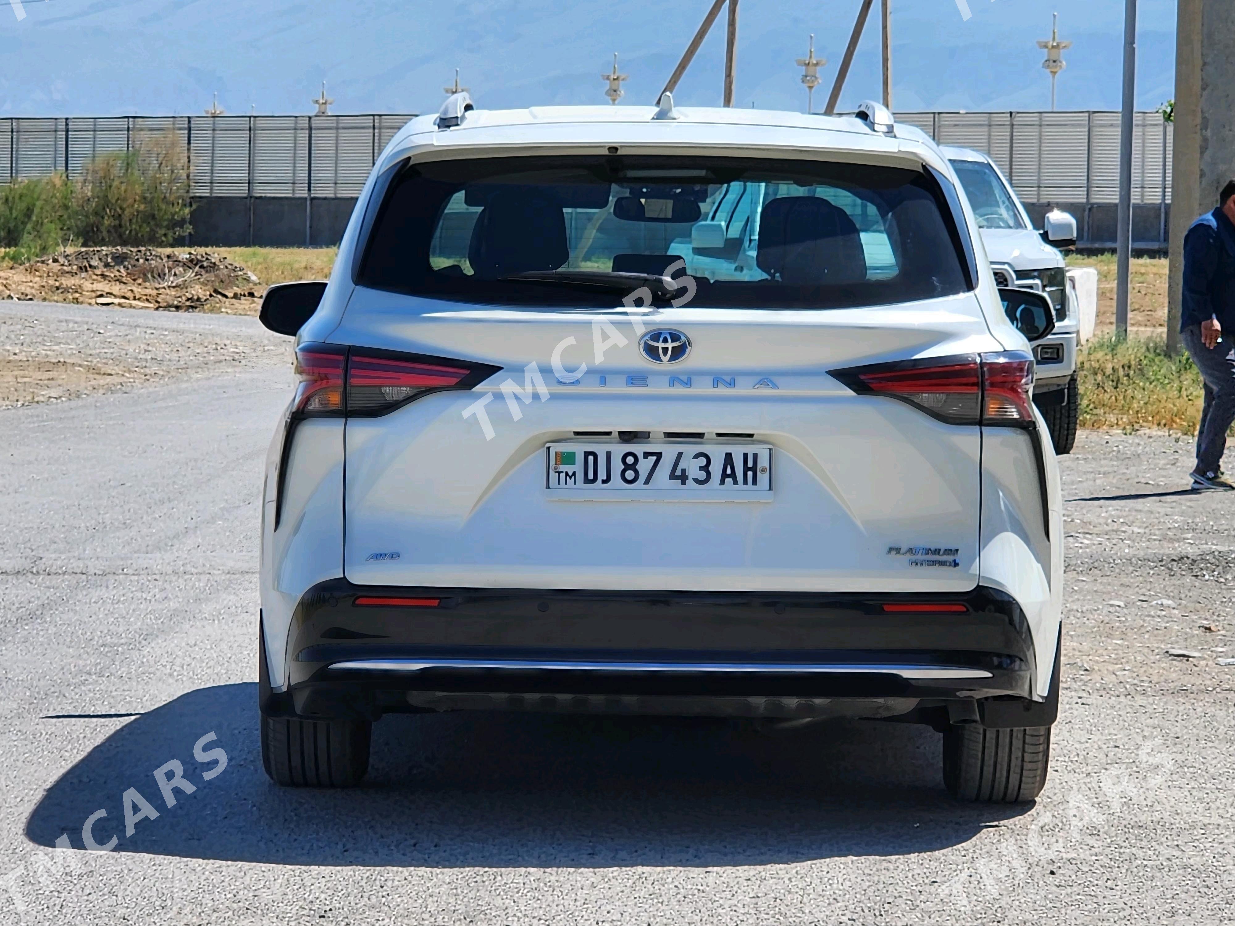 Toyota Sienna 2021 - 755 000 TMT - Ашхабад - img 4