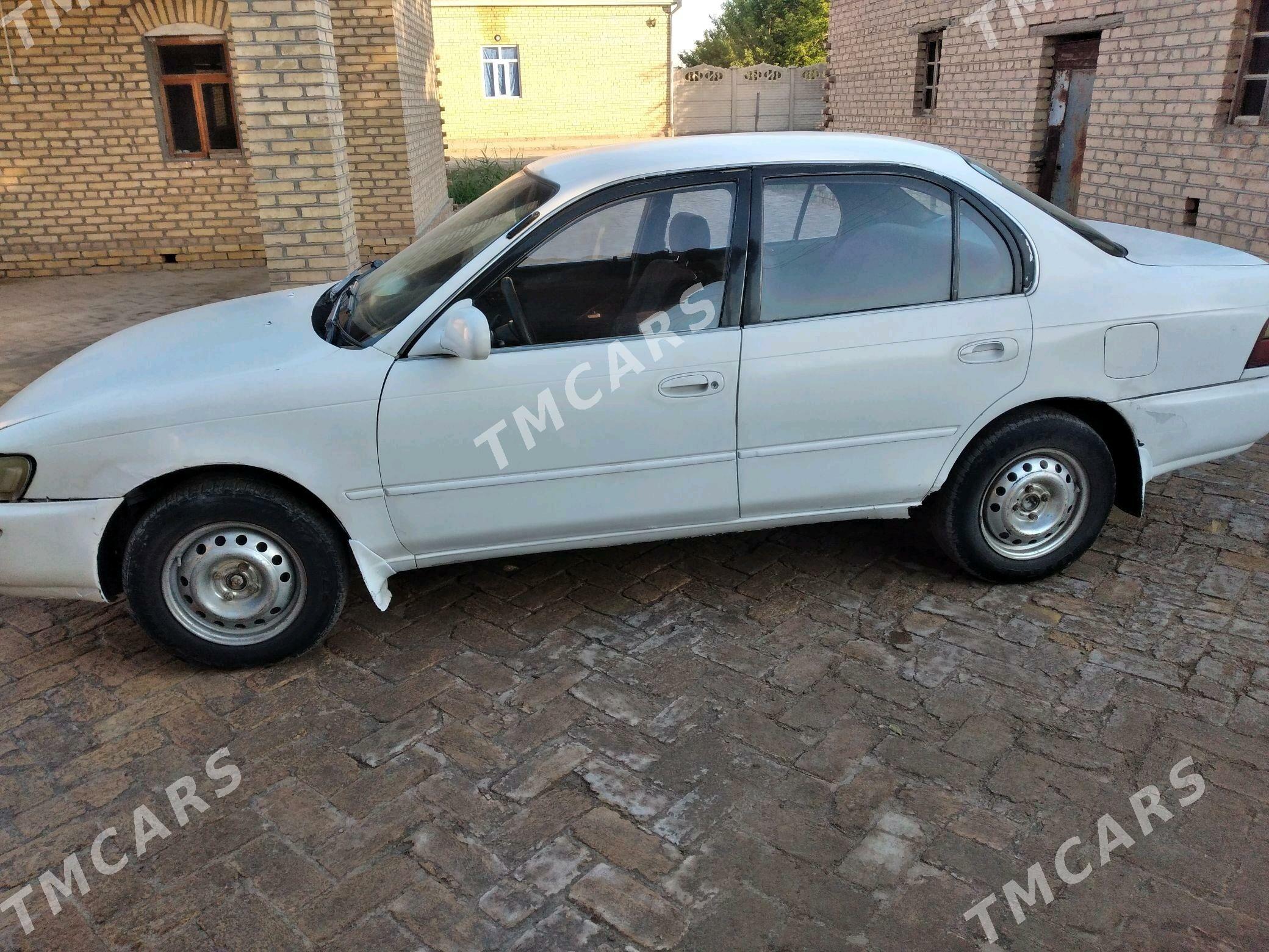 Toyota Corolla 1995 - 40 000 TMT - Туркменгала - img 2