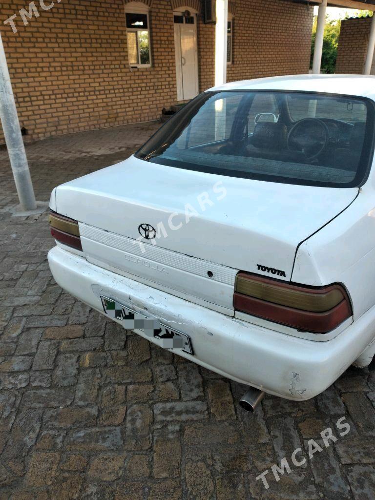 Toyota Corolla 1995 - 40 000 TMT - Туркменгала - img 3