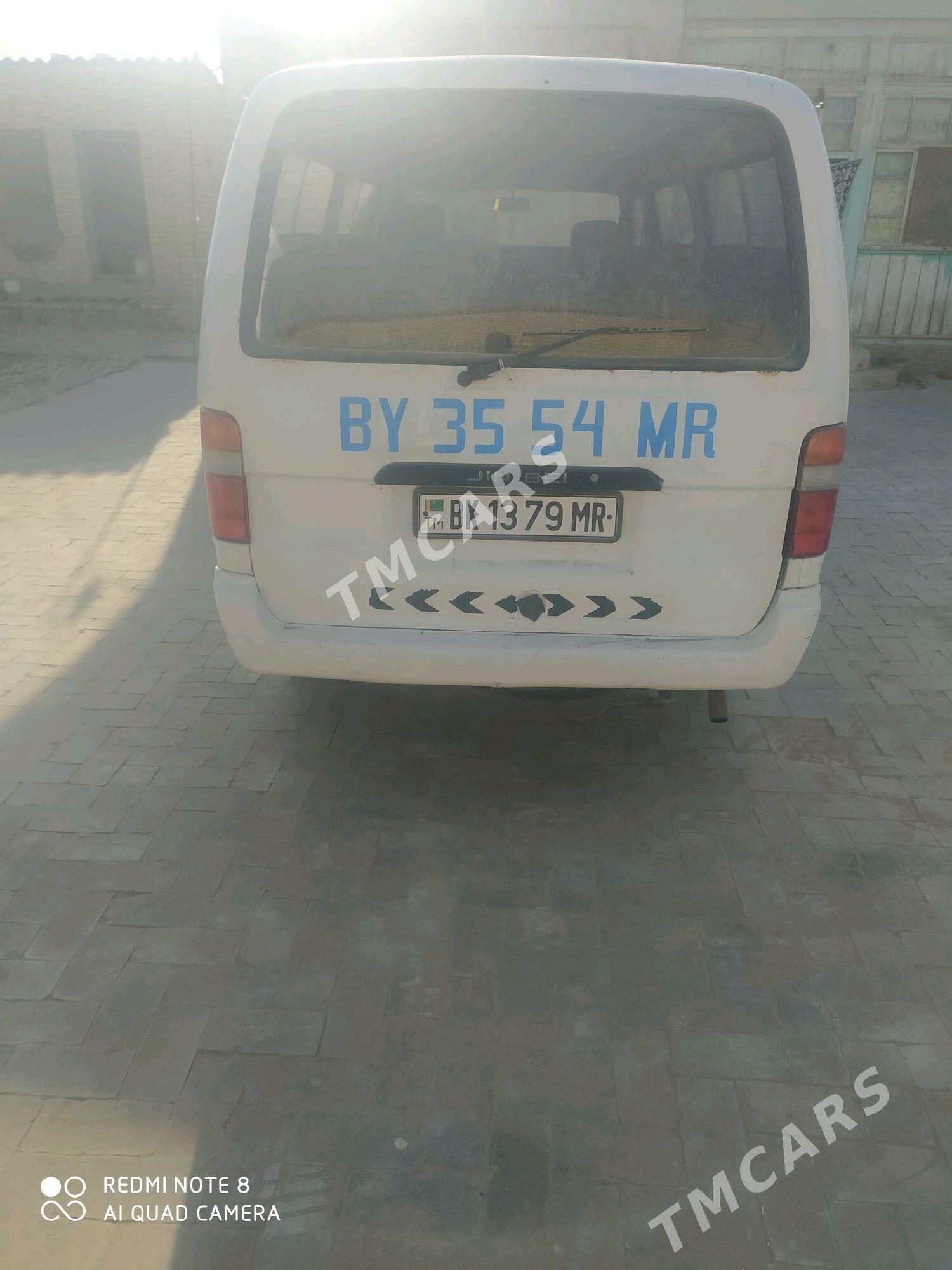 Toyota Hiace 2007 - 90 000 TMT - Мары - img 2