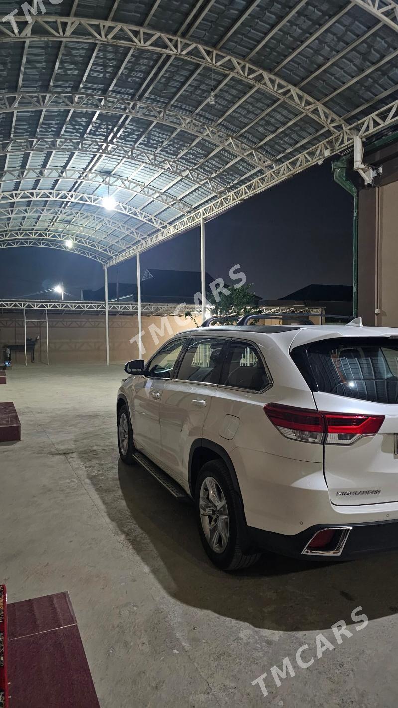 Toyota Highlander 2017 - 500 000 TMT - Änew - img 3
